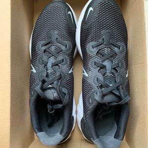 Nike Renew Run